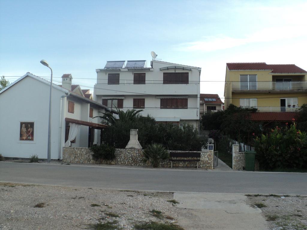Apartments Jaram Brodarica  Habitación foto